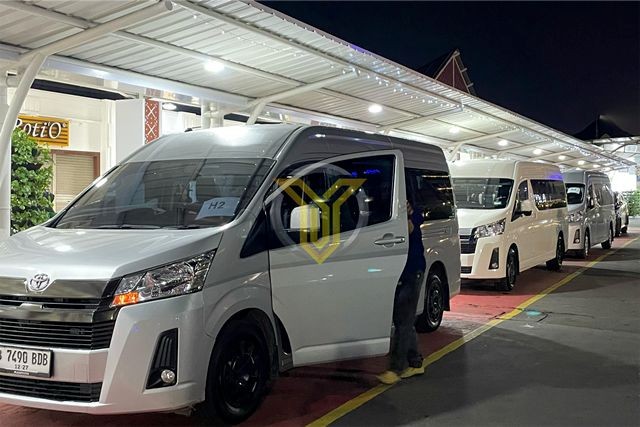 Sewa Hiace Minibus di Bantul, Sewa Hiace Bantul, Rental Mobil Bantul Murah, Harga Sewa Mobil Hiace di Bantul, Sewa Hiace Bantul Terdekat, Rental Hiace Bantul Terdekat